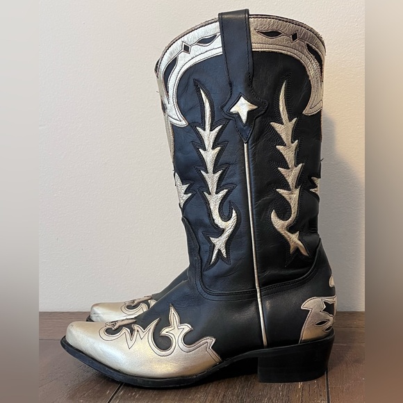 Idyllwind Shoes - Idyllwind Showdown Black and Gold Leather Western Cowgirl Boots Womens size 9